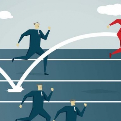 员工不行，是换人还是换制度？