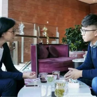 与人聊天，少提自己的这些事！